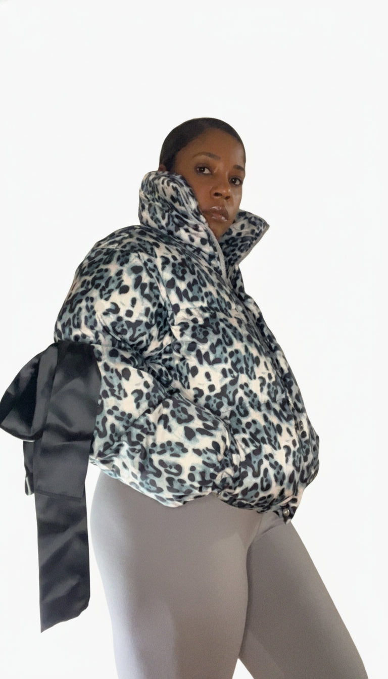 Blue Cheetah Puffer With Bow