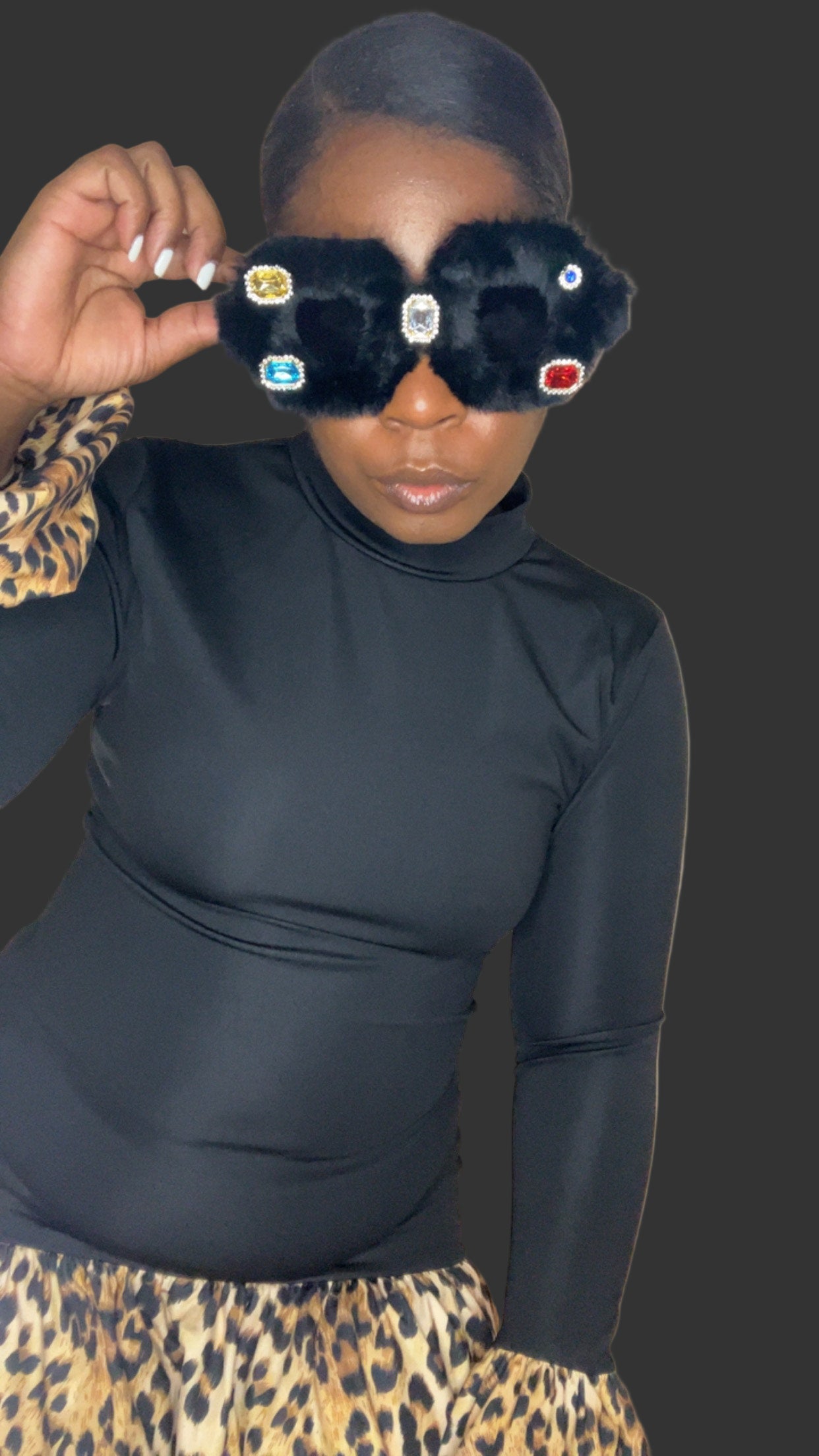 BoldStyle Furries – Statement Jewel Shades